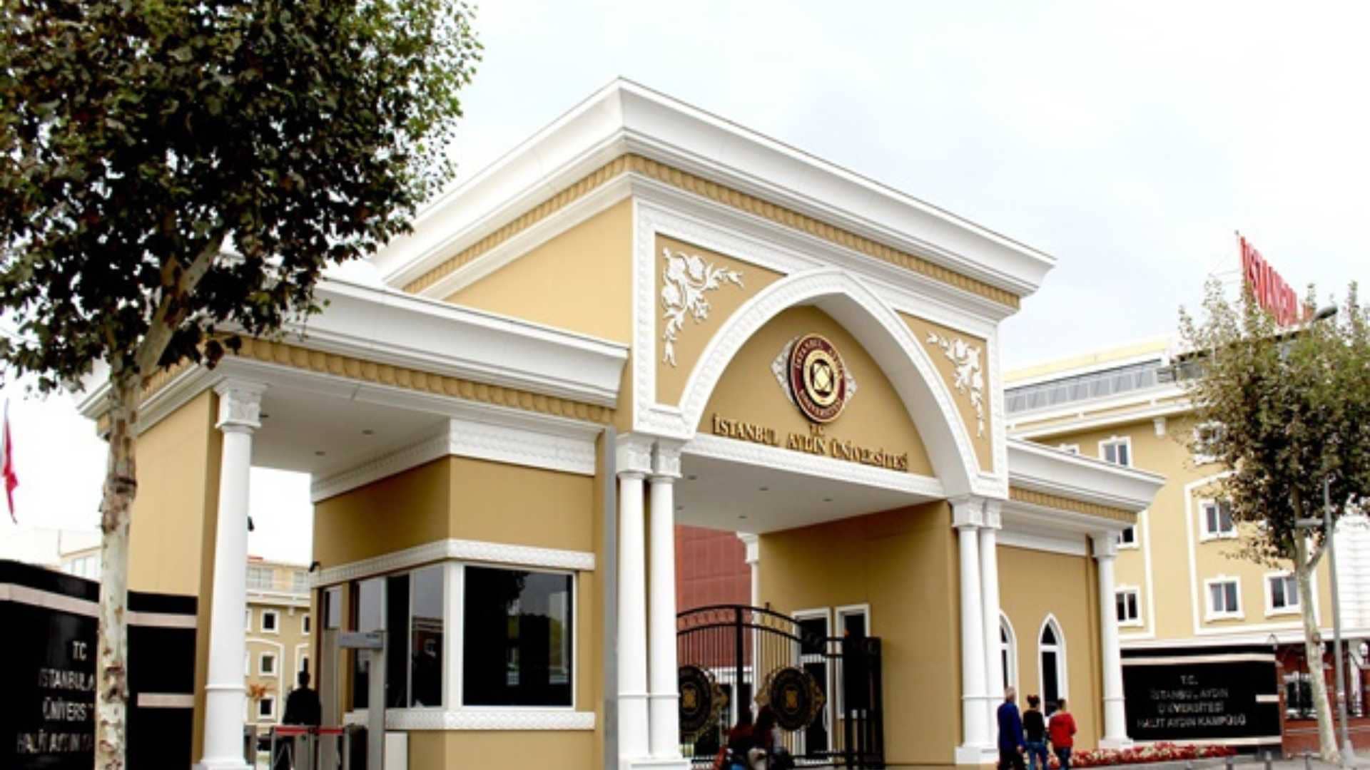 جامعة اسطنبول ايدن